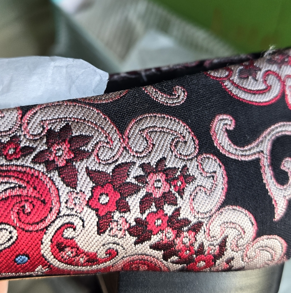Kate Spade Brocade Flats With Velvet Bow, NIB, Sz. 8 - Picture 9 of 10